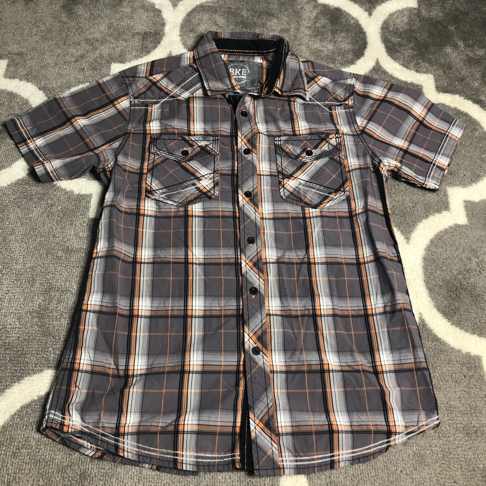 BKE Buckle Shirt Mens Medium Button Up Plaid Grey Orange Short Sleeve